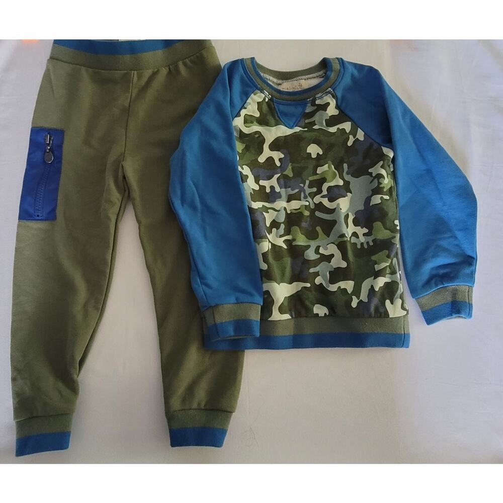 Miki Miette- 2 piece boys camo sweat jogger set- size 2T